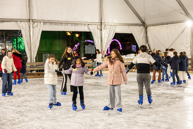 La Navidad se instala en los parques y plazas de Pozuelo