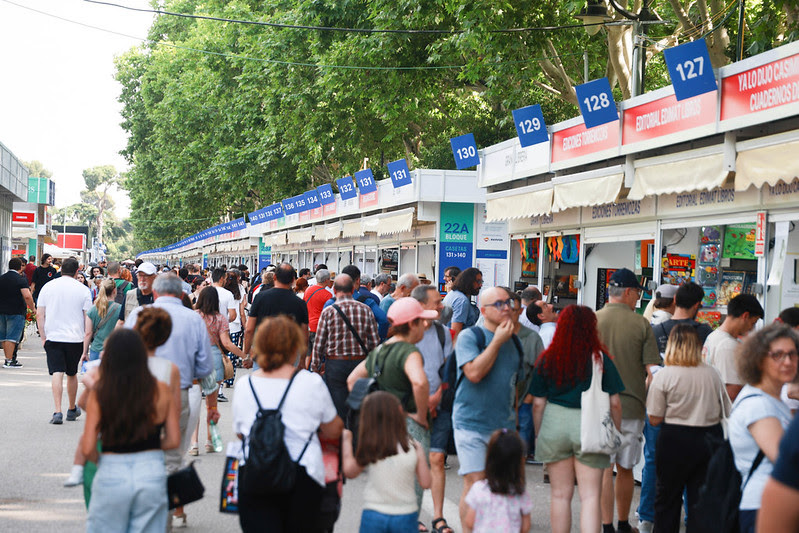 La Feria del Libro celebra su segundo fin de semana en Madrid