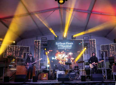 Pozuelo celebra la Gran Fiesta de la Navidad en el aparcamiento de la Biblioteca Municipal ESIC